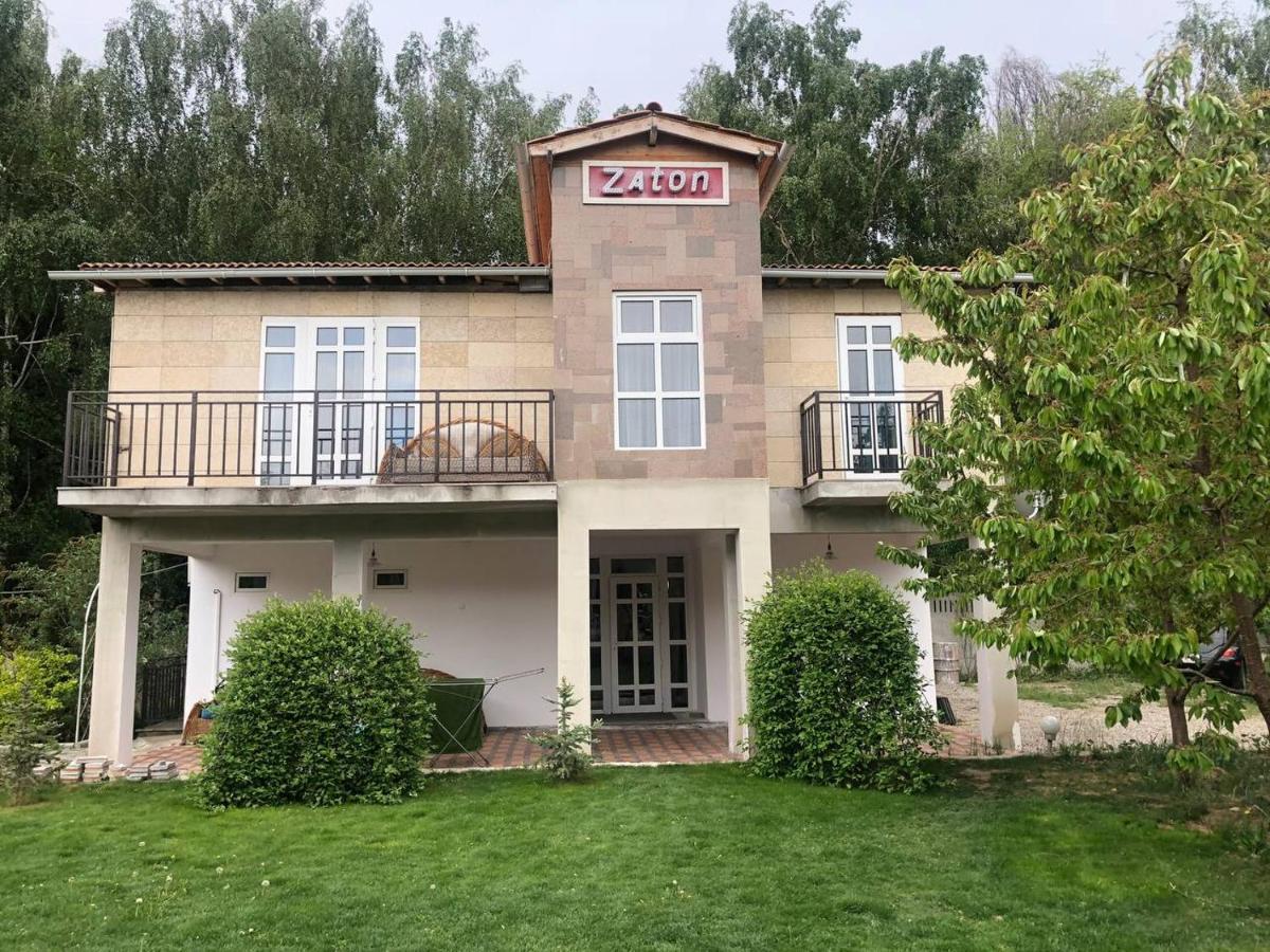 Zaton Guesthouse شولبون آتا المظهر الخارجي الصورة