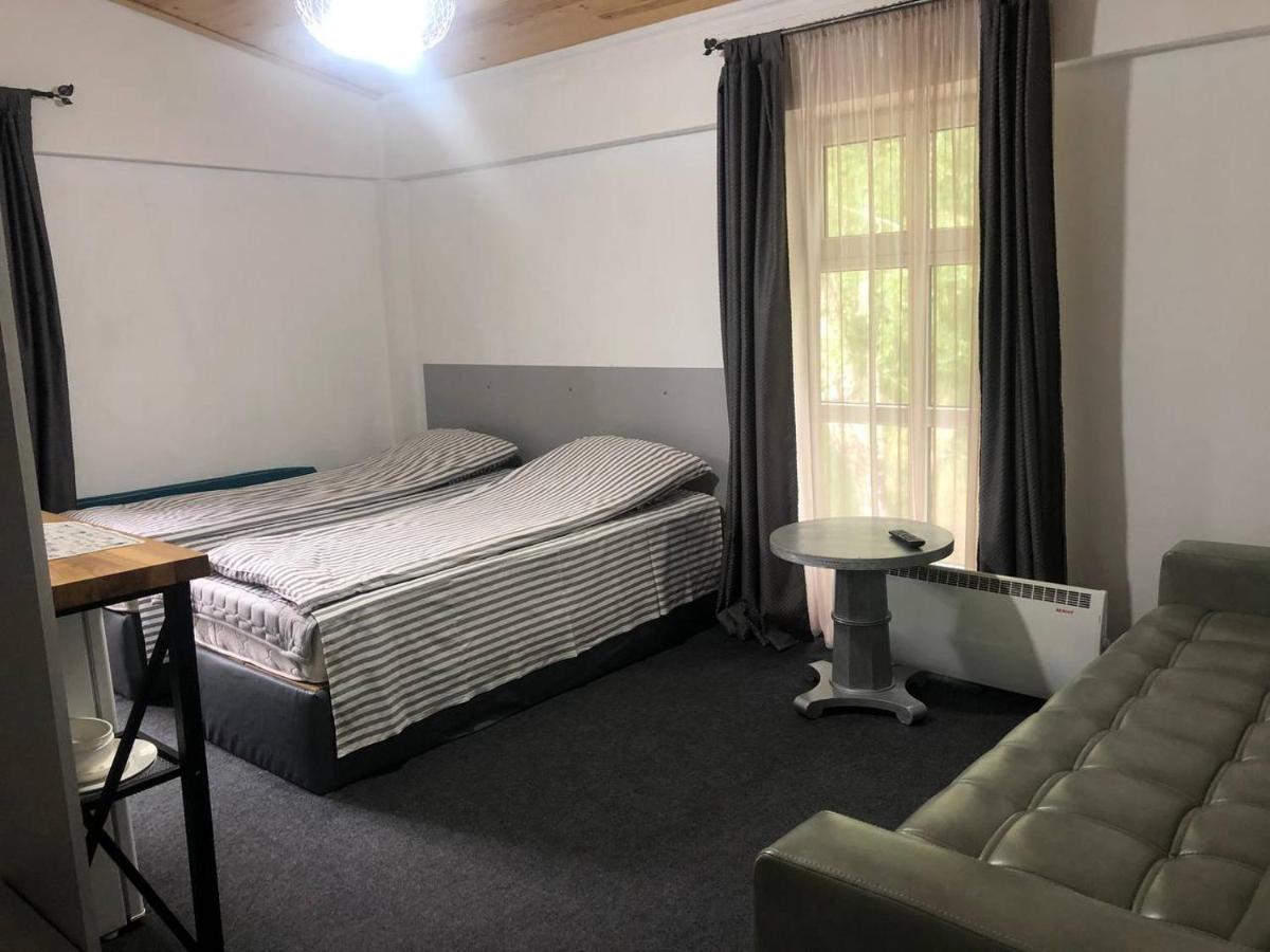 Zaton Guesthouse شولبون آتا المظهر الخارجي الصورة